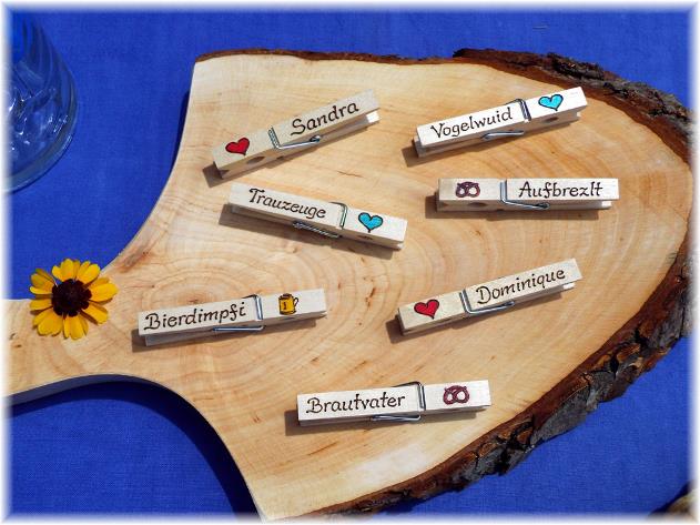 Glupperl fr Hochzeiten im bayrischen Stil als Namenschild und Dekoration. 
